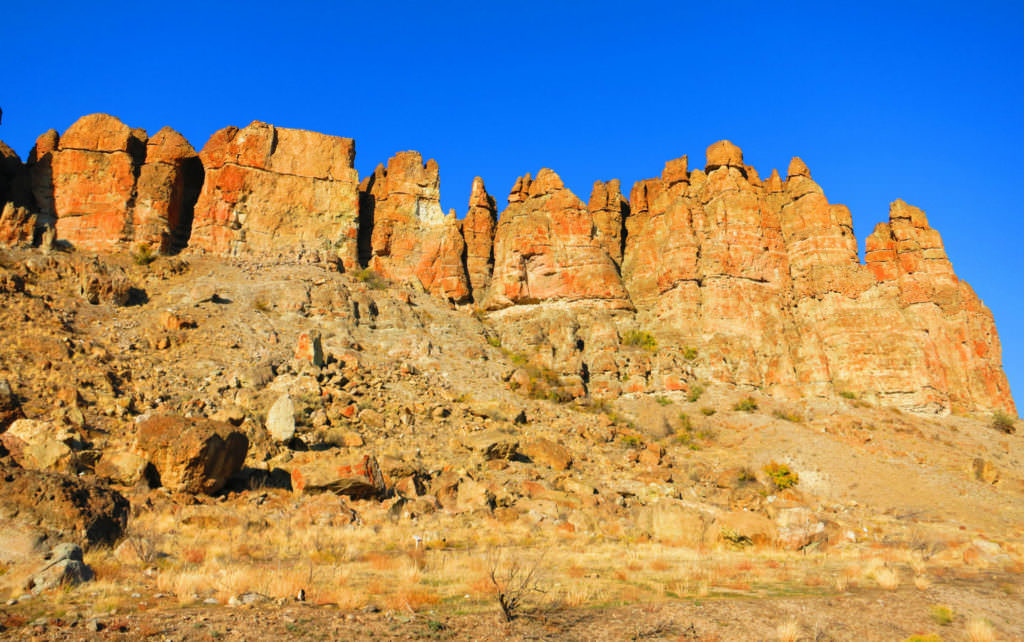 Clarno Unit Nature Lover's Guide to the John Day River Territory - Travel Oregon