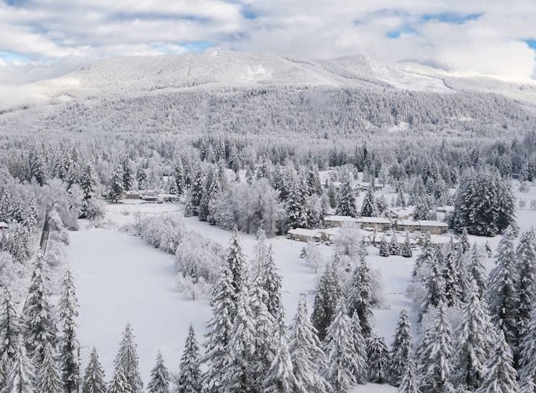 5 Wintertime Stay & Ski Lodging Options at Mt. Hood Travel Oregon