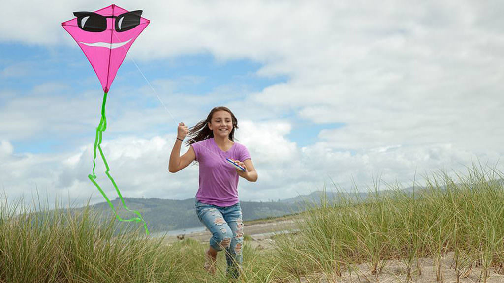 How to Fly a Kite in Lincoln City Travel Oregon