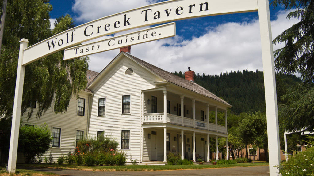 Haunted Tales from Wolf Creek Inn Travel Oregon