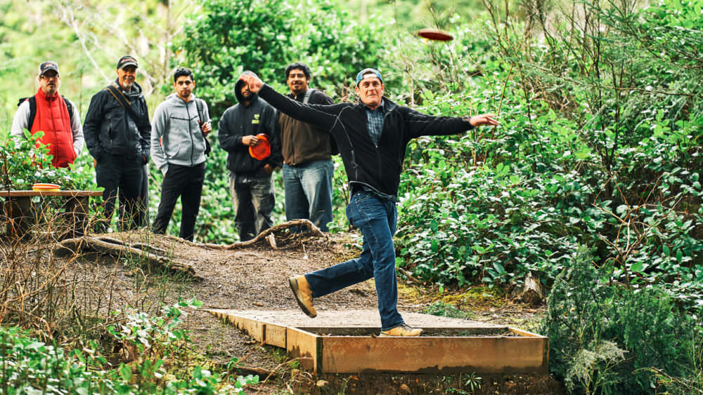 Beginner’s Guide to Disc Golf in Oregon Travel Oregon