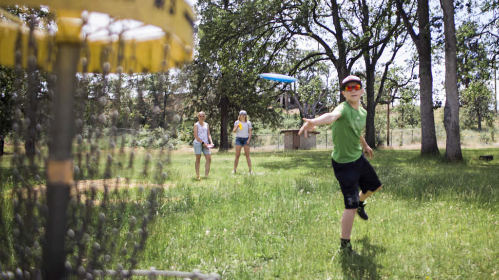 Beginner’s Guide to Disc Golf in Oregon Travel Oregon