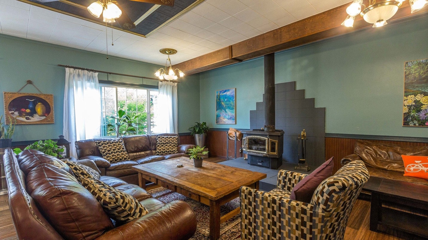 Inside the Westfir Lodge is a cozy yet hip aesthetic.
