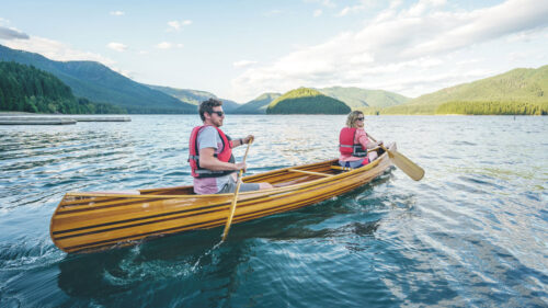 Canoeing at Detroit Lake (Photo by Caleb Wallace courtesy of Willamette Valley Visitors Association)