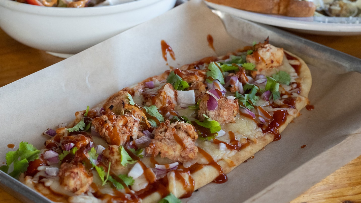 Food shot of barbecue chicken pizza.