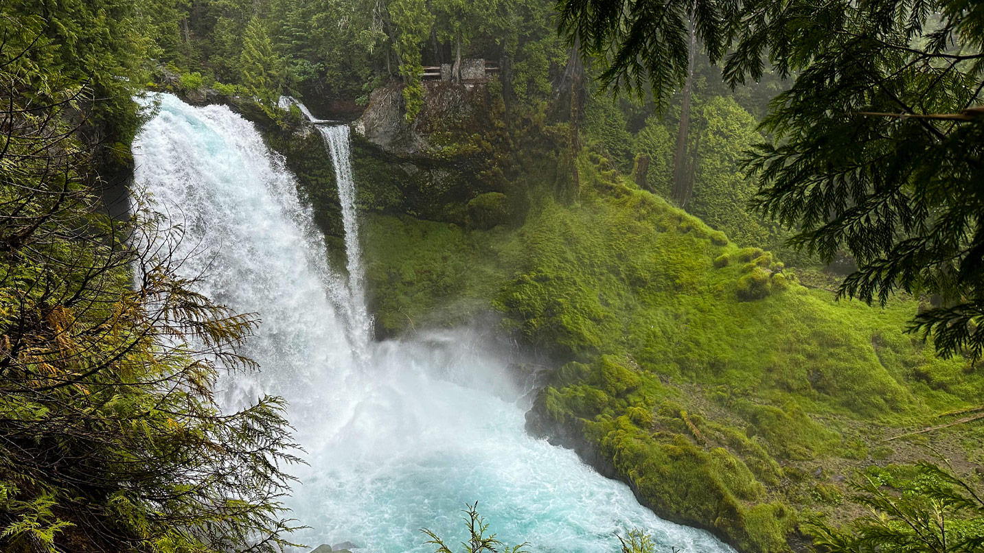 View of Sahalie Falls from above