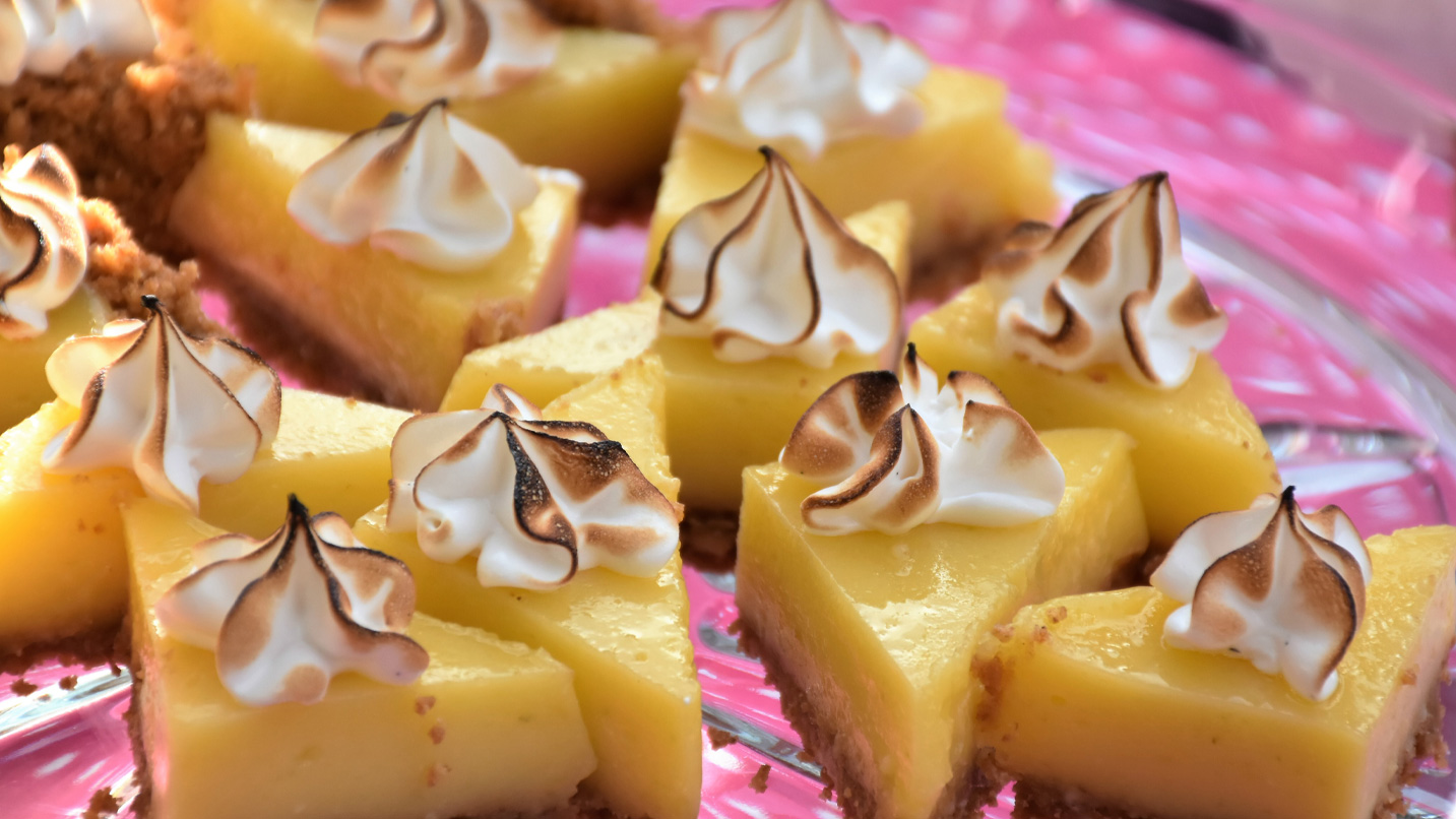 A tray of lemon desserts.