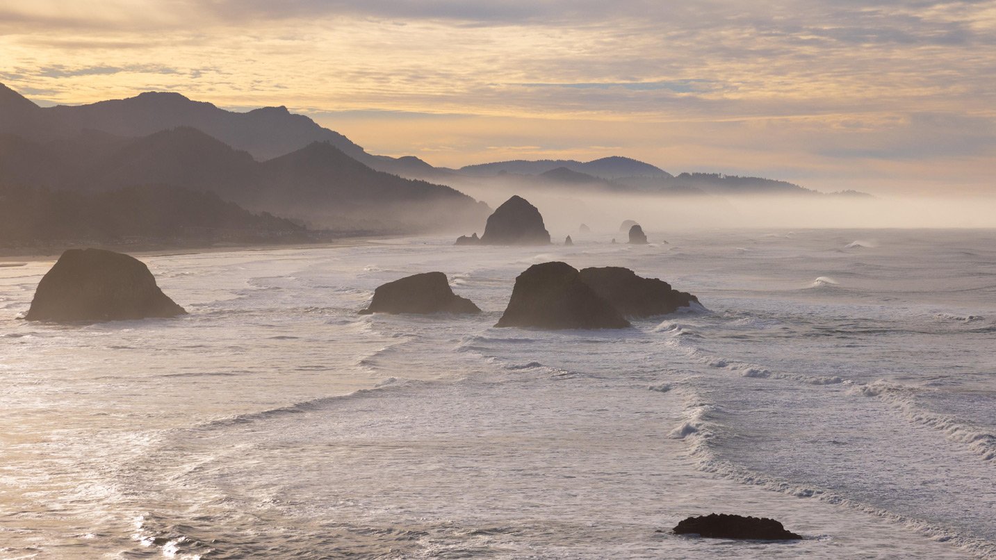 Sweeping view of the ocean.